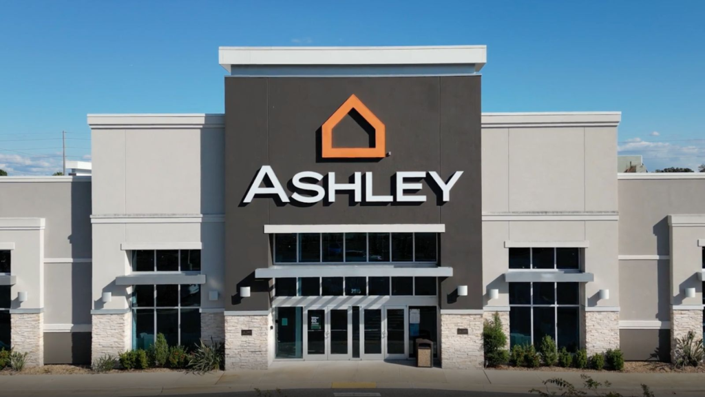 Ashley Furniture HomeStore – Los Ángeles