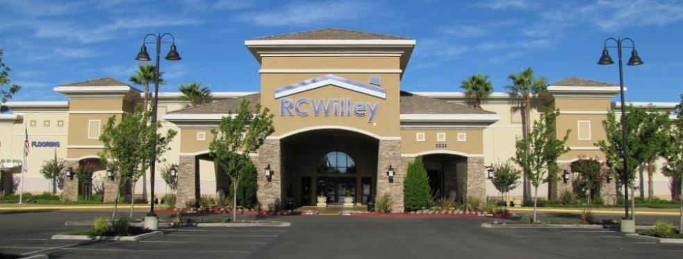 Muebles, Sofas y Camas RC Willey en Los Ángeles CA